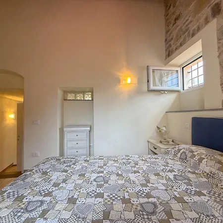 Apartment Modern Stone House *